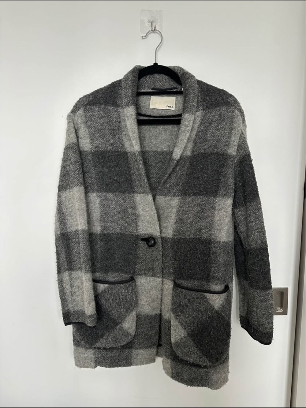 Aritzia Gray Plaid Jacket
